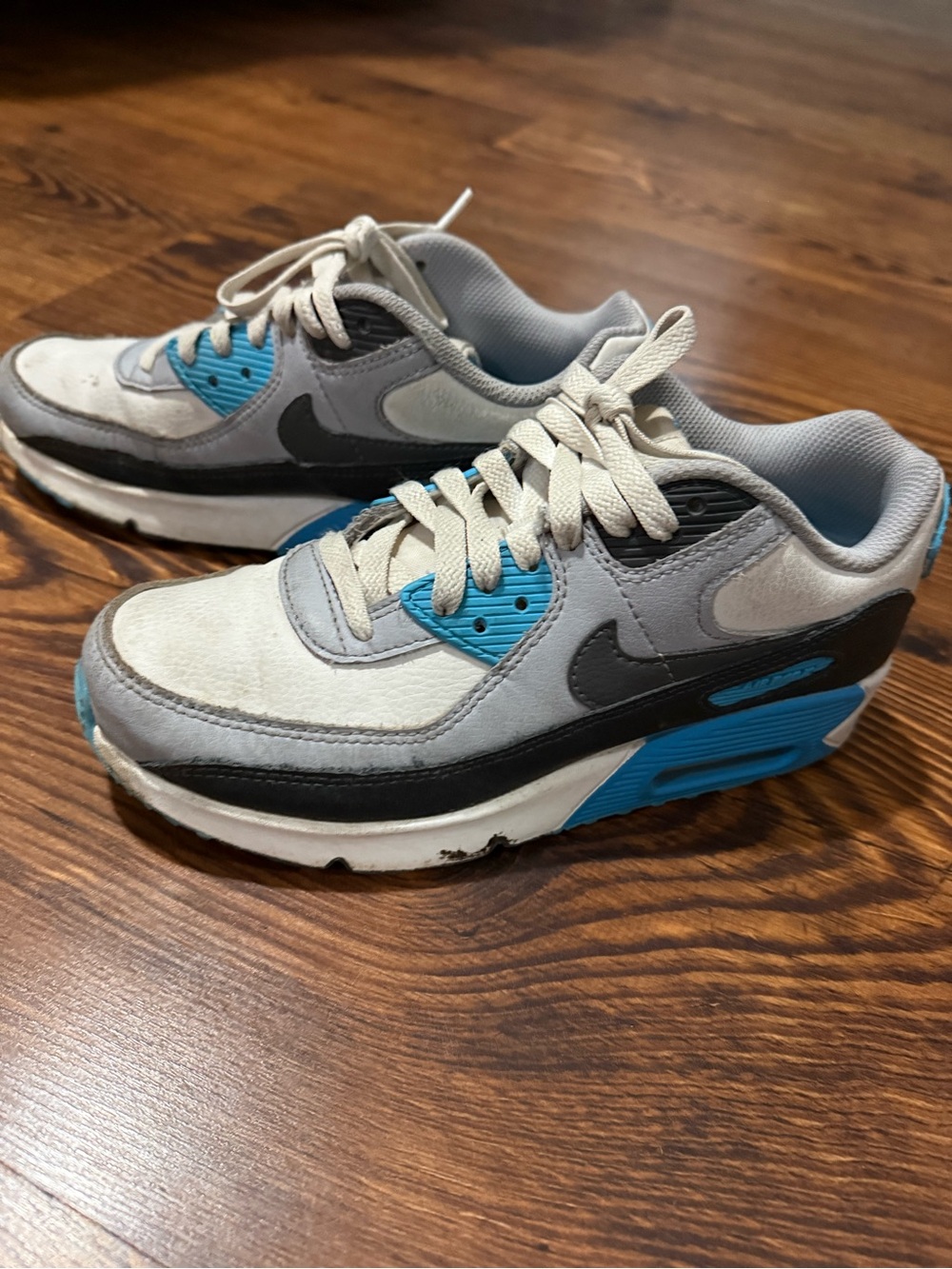 Nike Kids Sneakers in Gray, Black and Blue